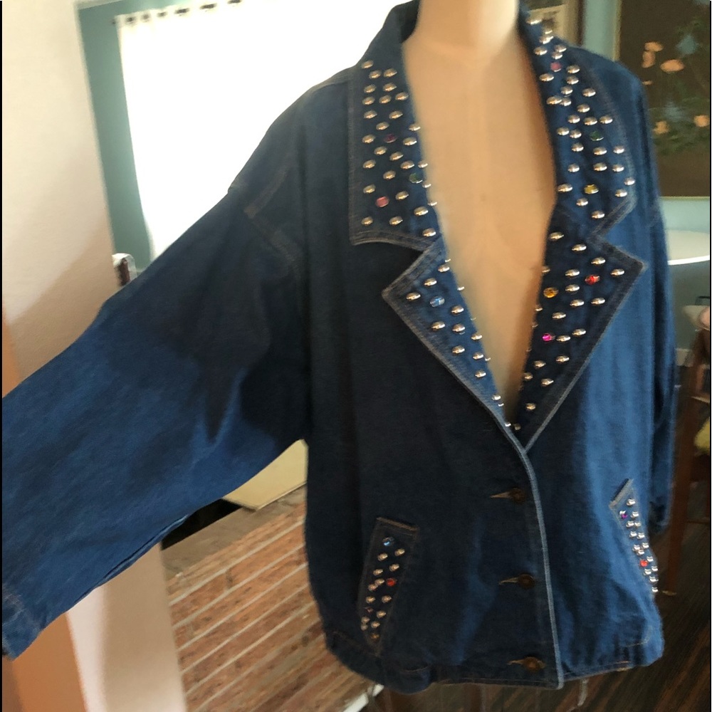 Vintage 80’s oversized jean jacket (bedazzled) | S